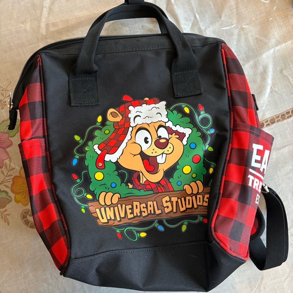 Universal Studios Earl The Squirrel Small Christm… - image 1